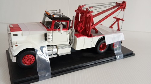 Camion dépannage white 1977 - white,